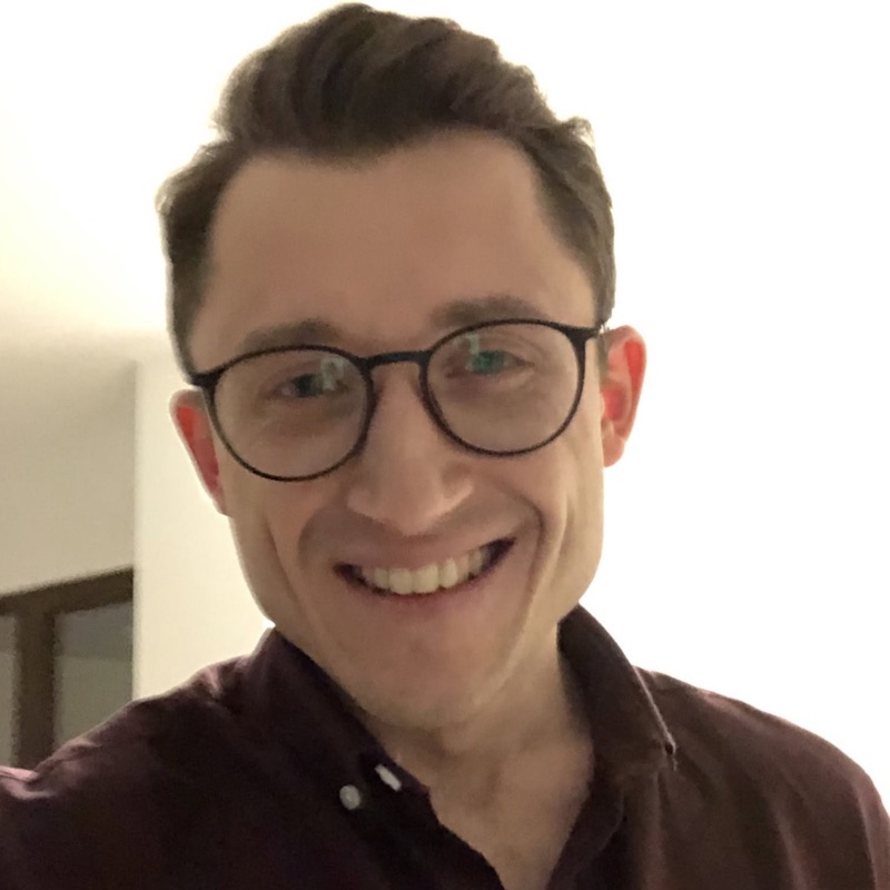 Paweł Tomczyk — portret